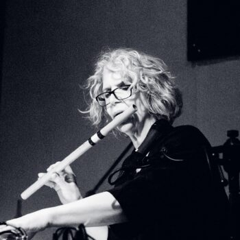 Alice from Gilank performing in Sheffield.
